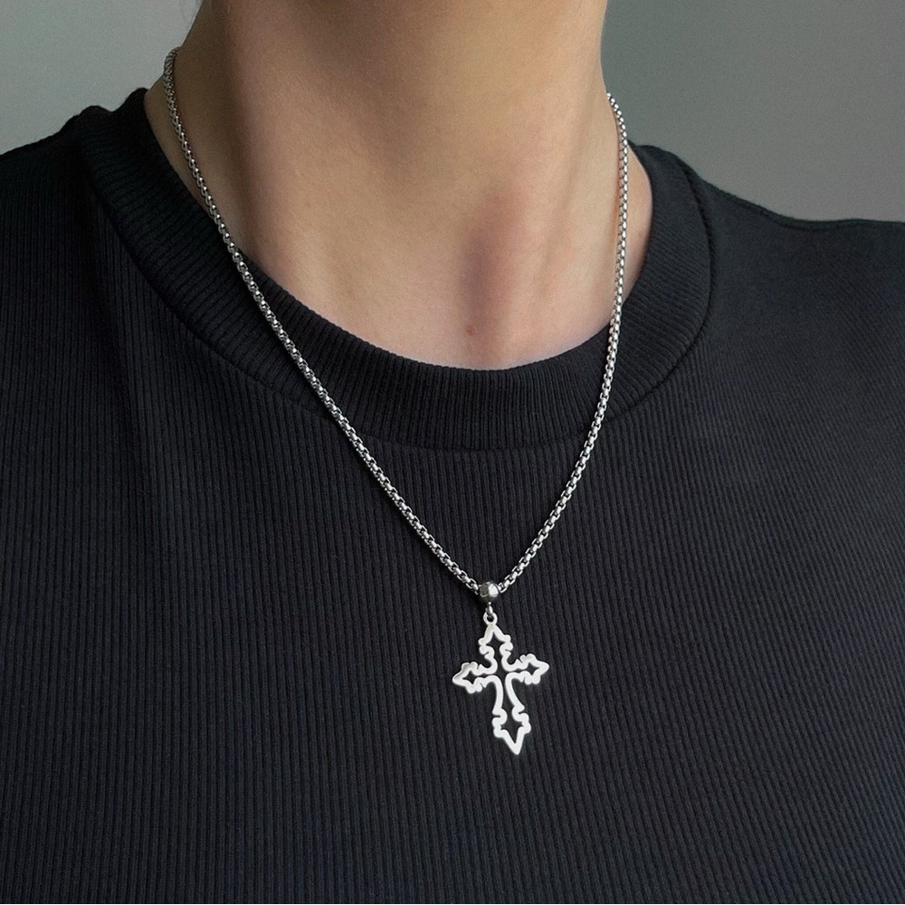 NWT Double Cross Necklace 20” Black